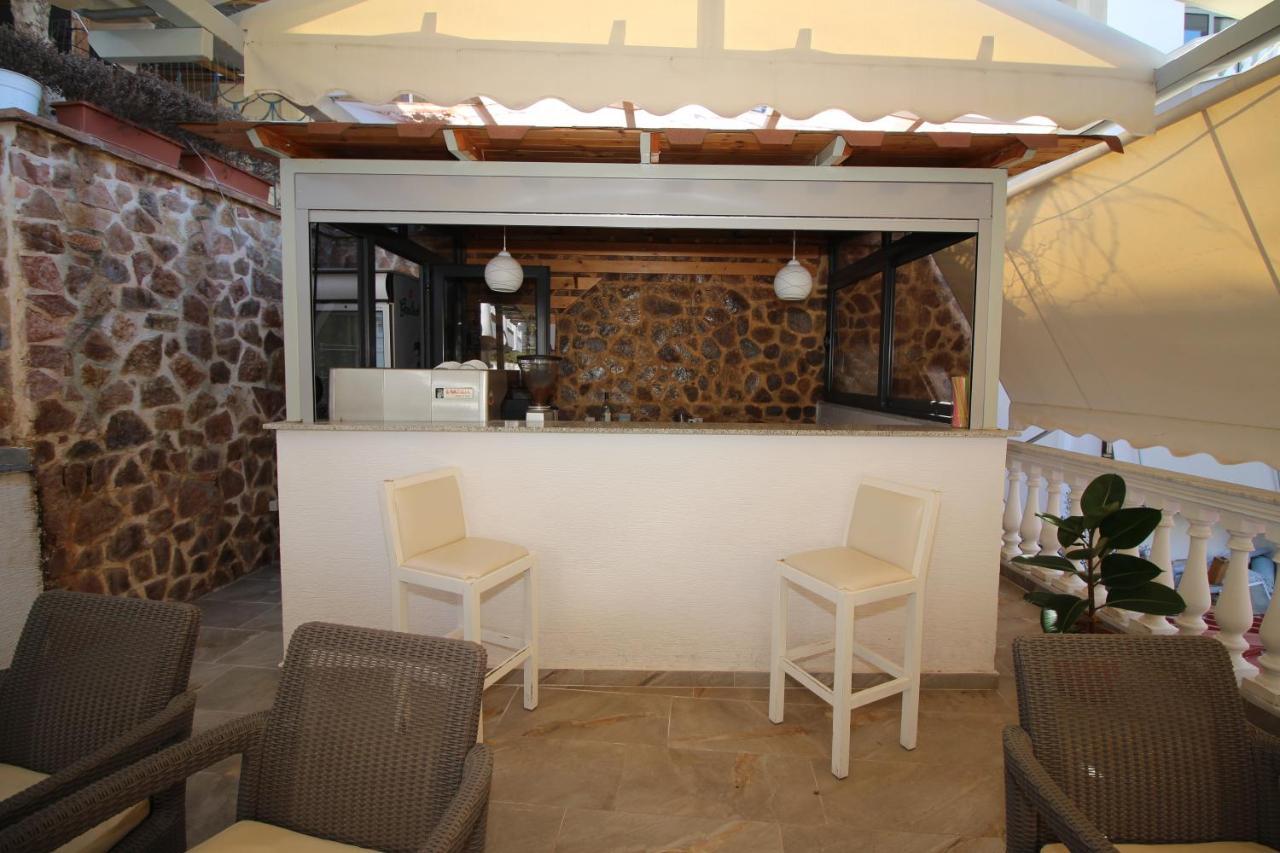 Julia Hotel Sarande Exterior photo