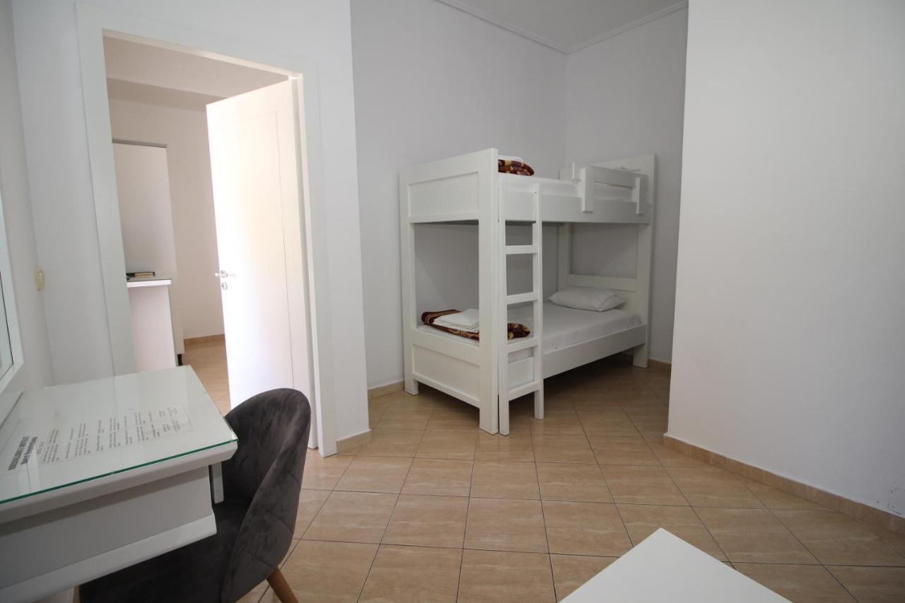Julia Hotel Sarande Exterior photo