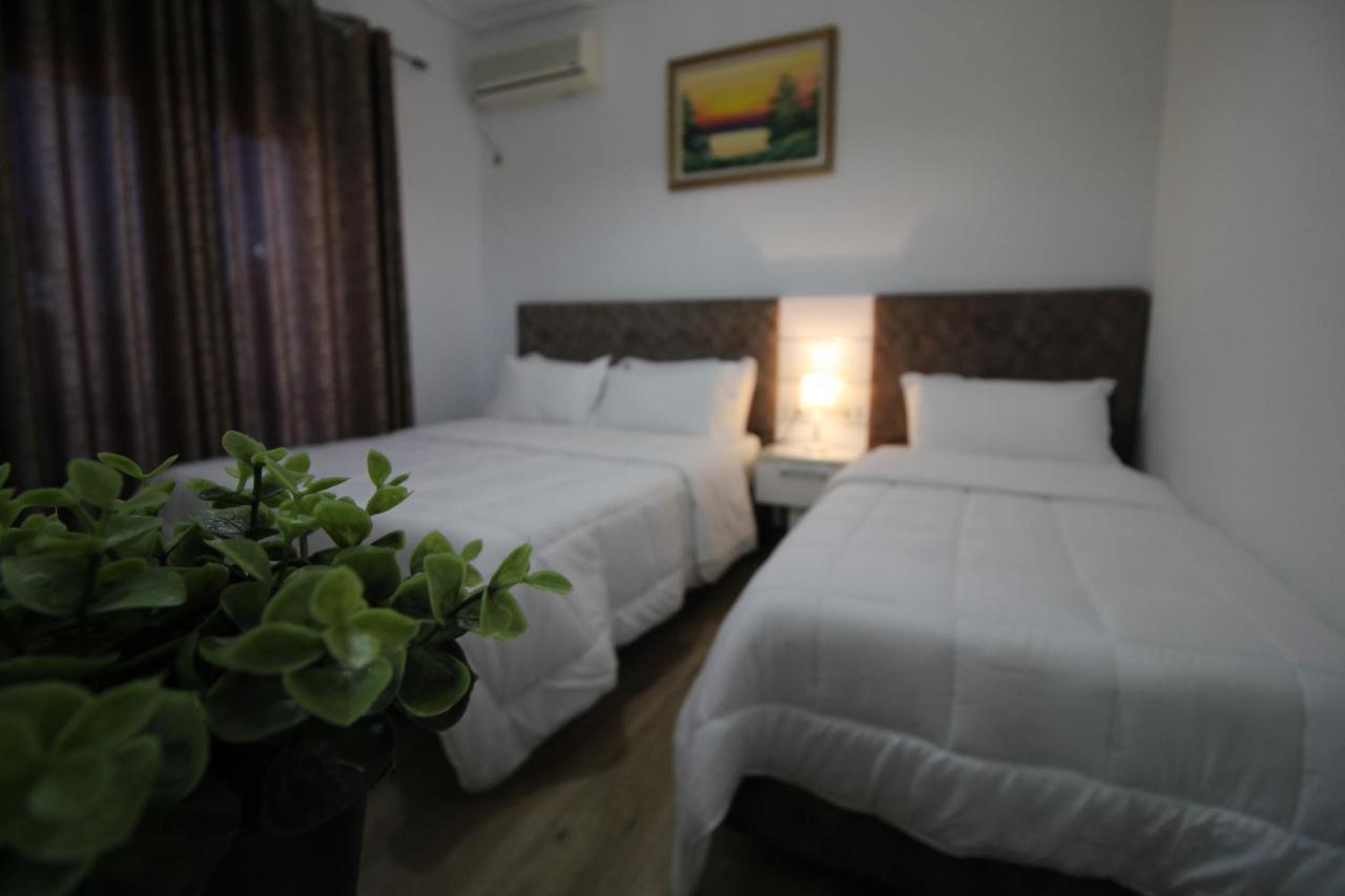 Julia Hotel Sarande Exterior photo